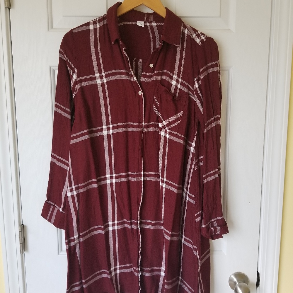 Old Navy Burgundy/White Plaid Dress - Size Medium